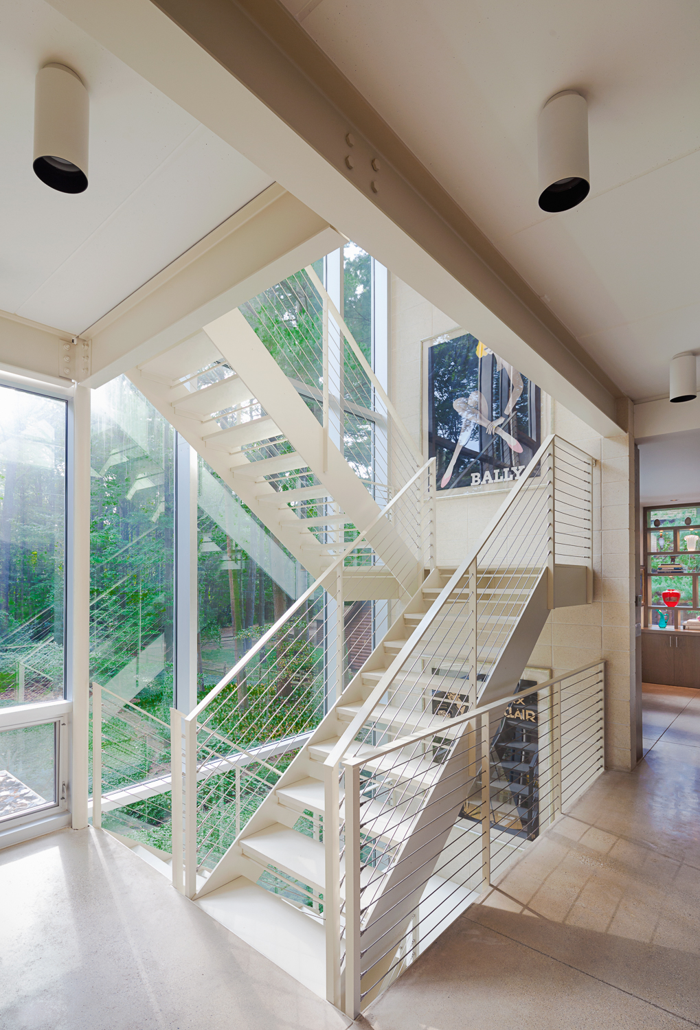 芝加哥夫妇密歇根州私人住宅，简约现代风格诠释宜居空间-8