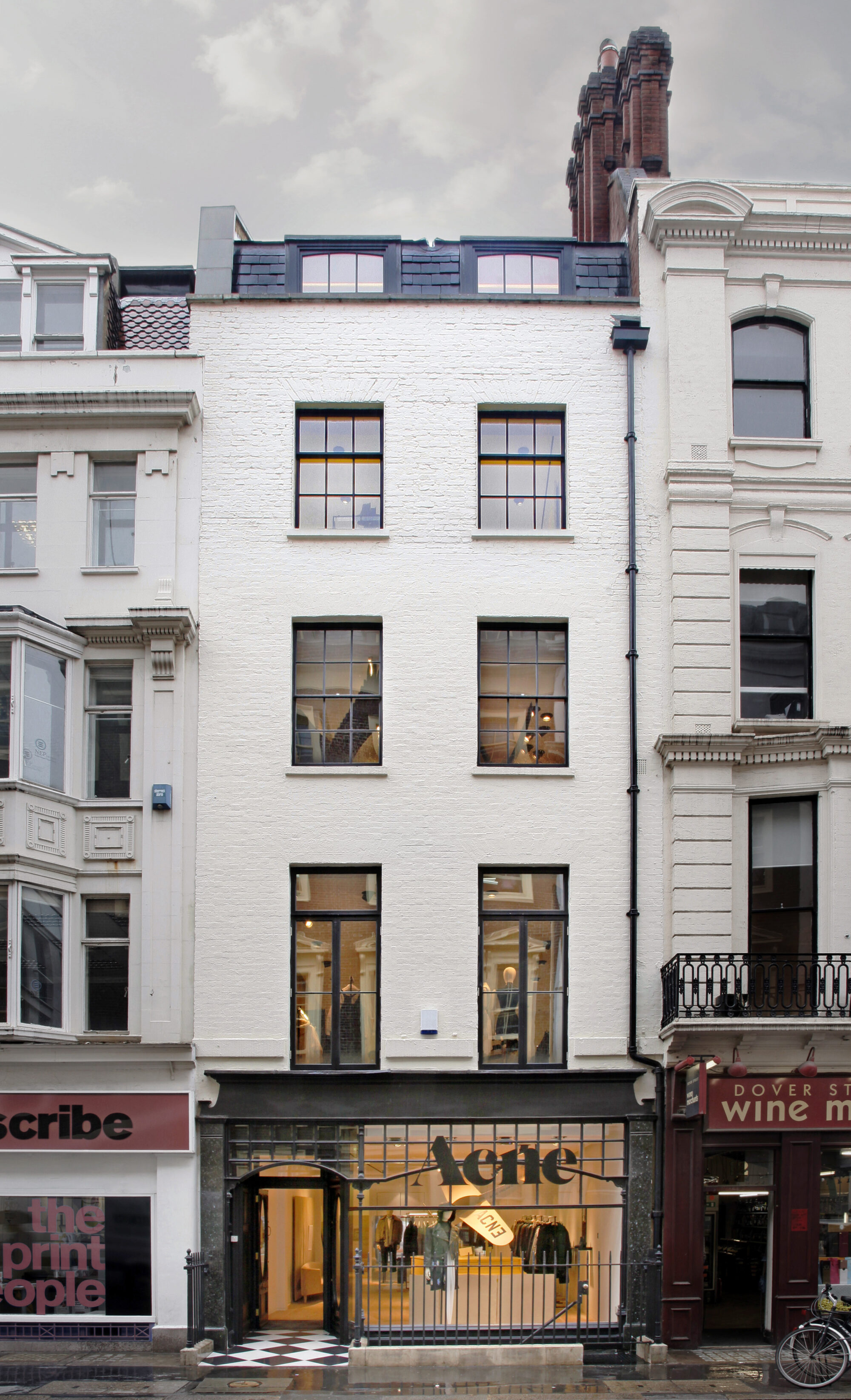 多佛街痤疮用品店丨United KingdomLondon丨Gort Scott（Jay Gort,Fiona Scott）-7