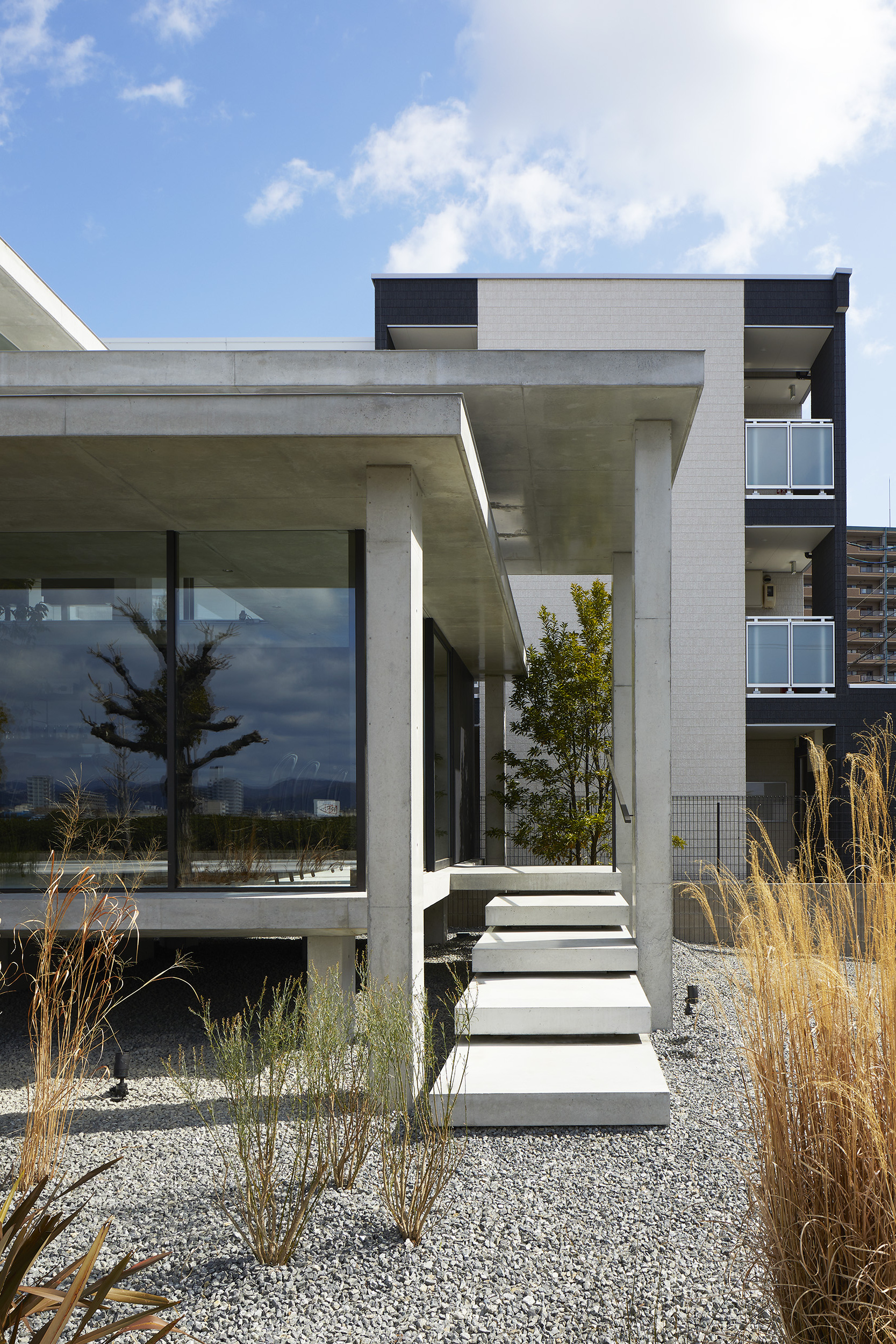 自由定制的生活空间——IGArchitects 的咖啡店设计-10