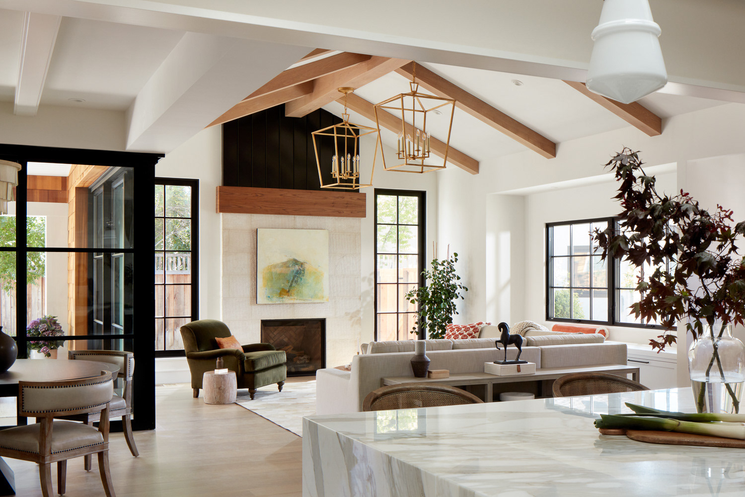 A Modern Take on a Classic California Cottage-10