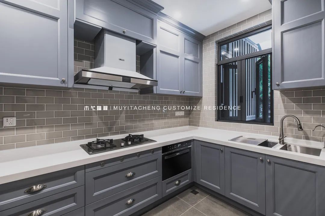 深色系橱柜打造现代厨房空间丨中国重庆丨木艺踏程-50