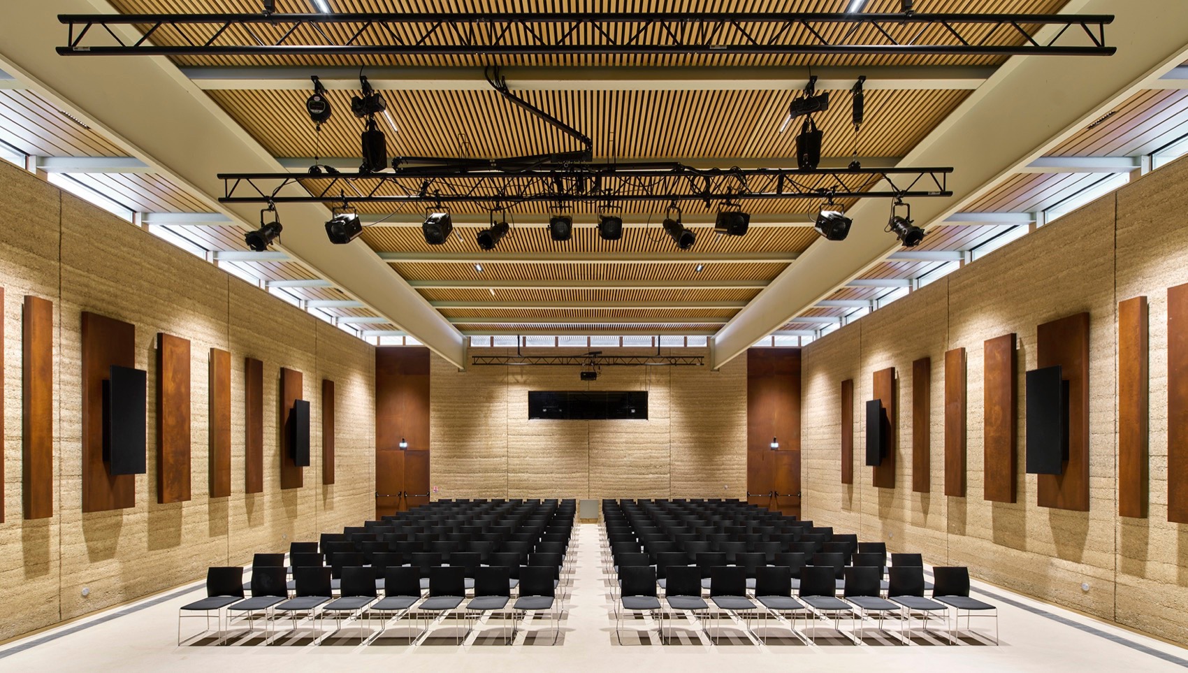 Châteaufort多功能厅丨法国丨Berellini Architecte,Leo Berellini等-15