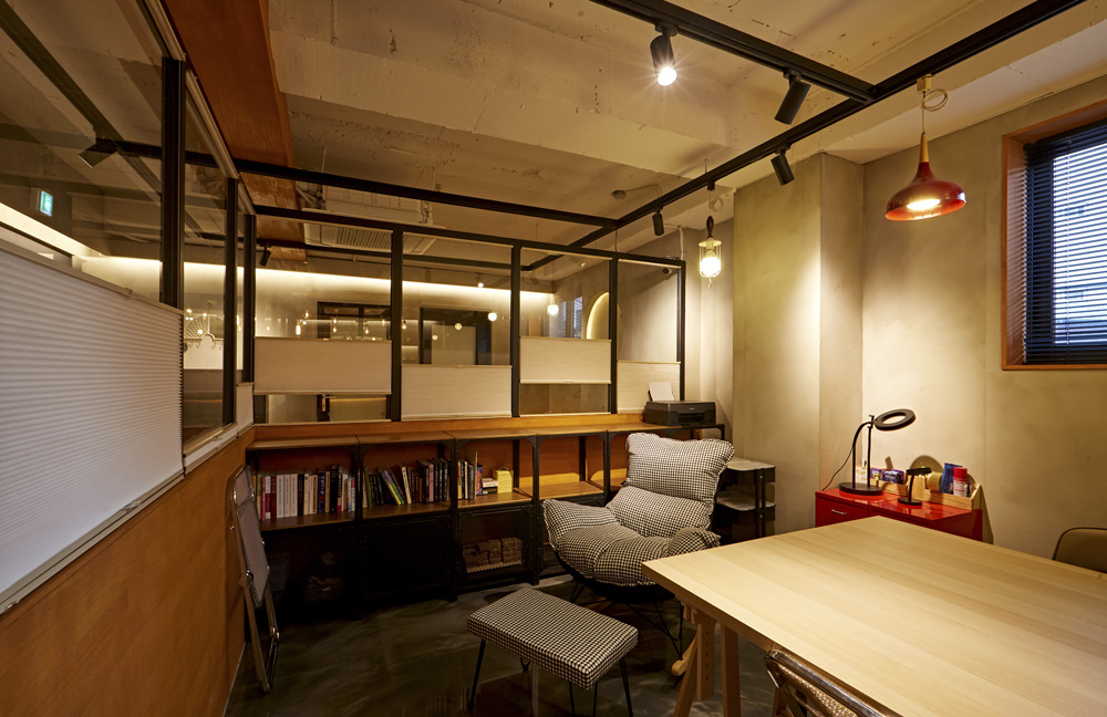 35 度坡度，温馨舒适的办公空间设计-3