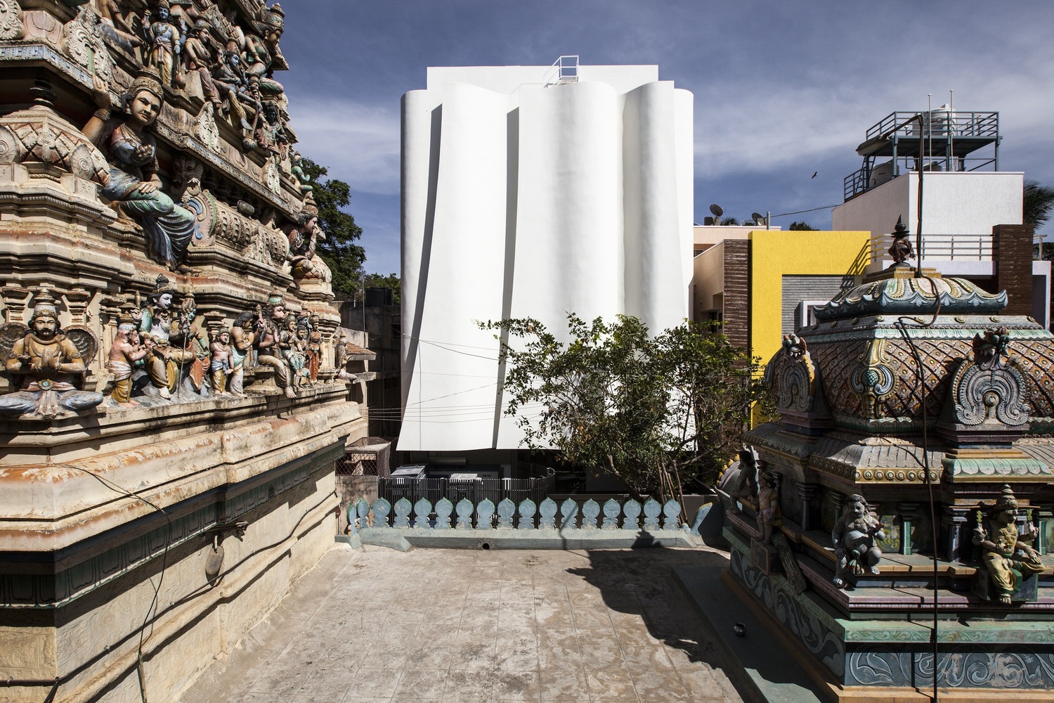 印度寺庙旁的 30 床透析中心 | 现代与传统的完美融合-22