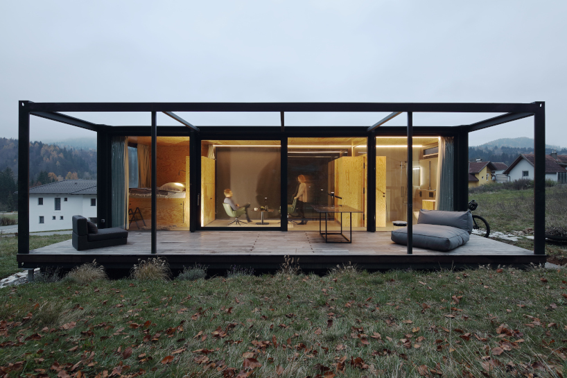 奥地利最小集装箱周末别墅设计亮点-8