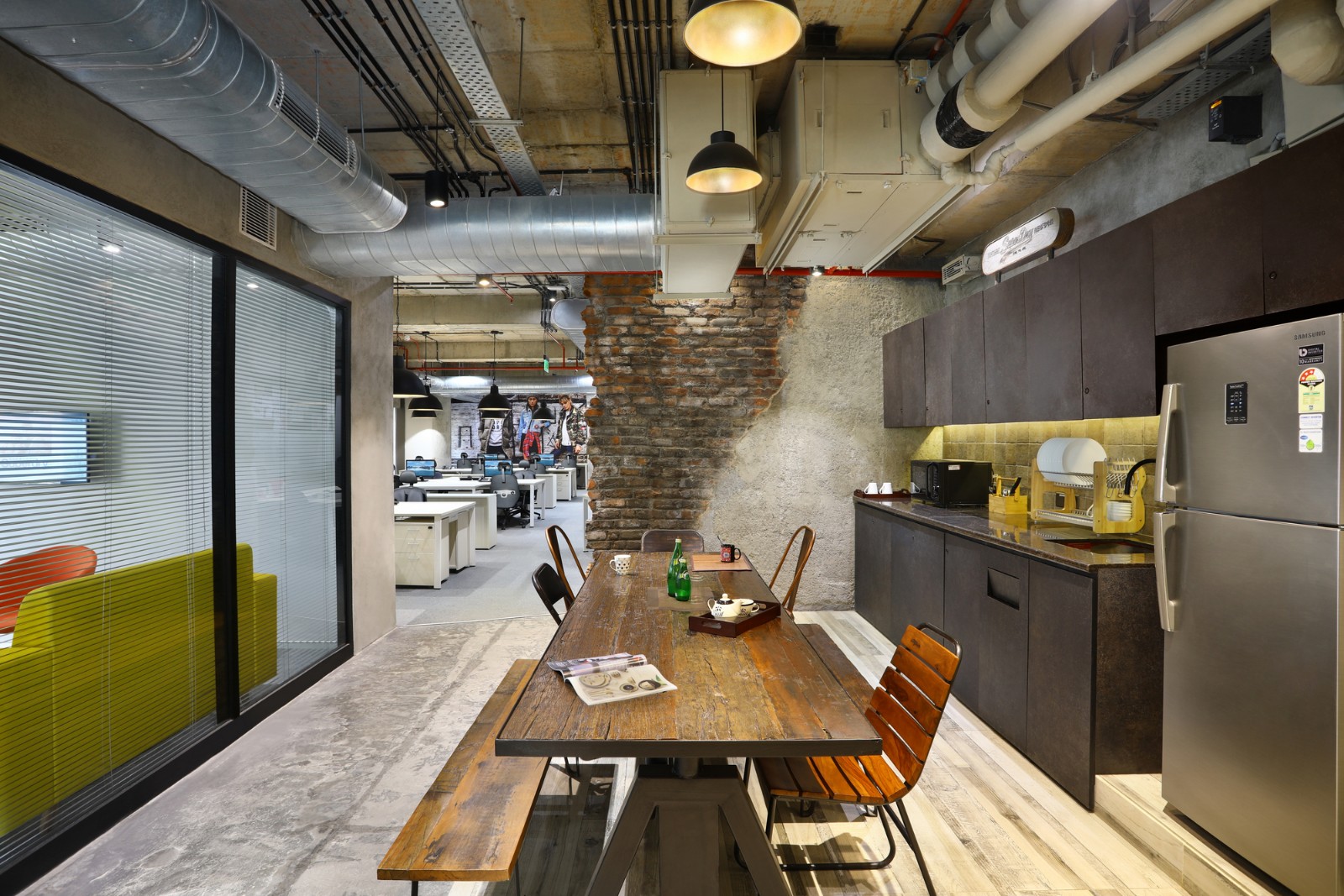 哥拉图 时尚服装品牌 Superdry 办公室  Space Matrix-5