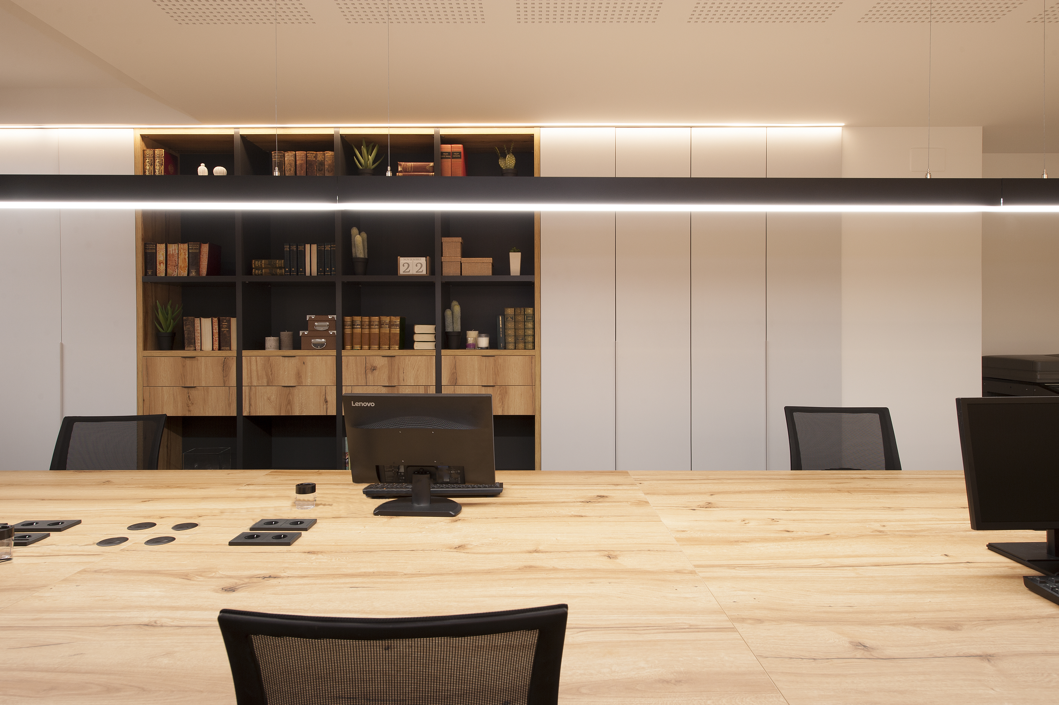 芬卡斯·布拉诺房地产办公室丨西班牙巴塞罗那丨Sincro-21