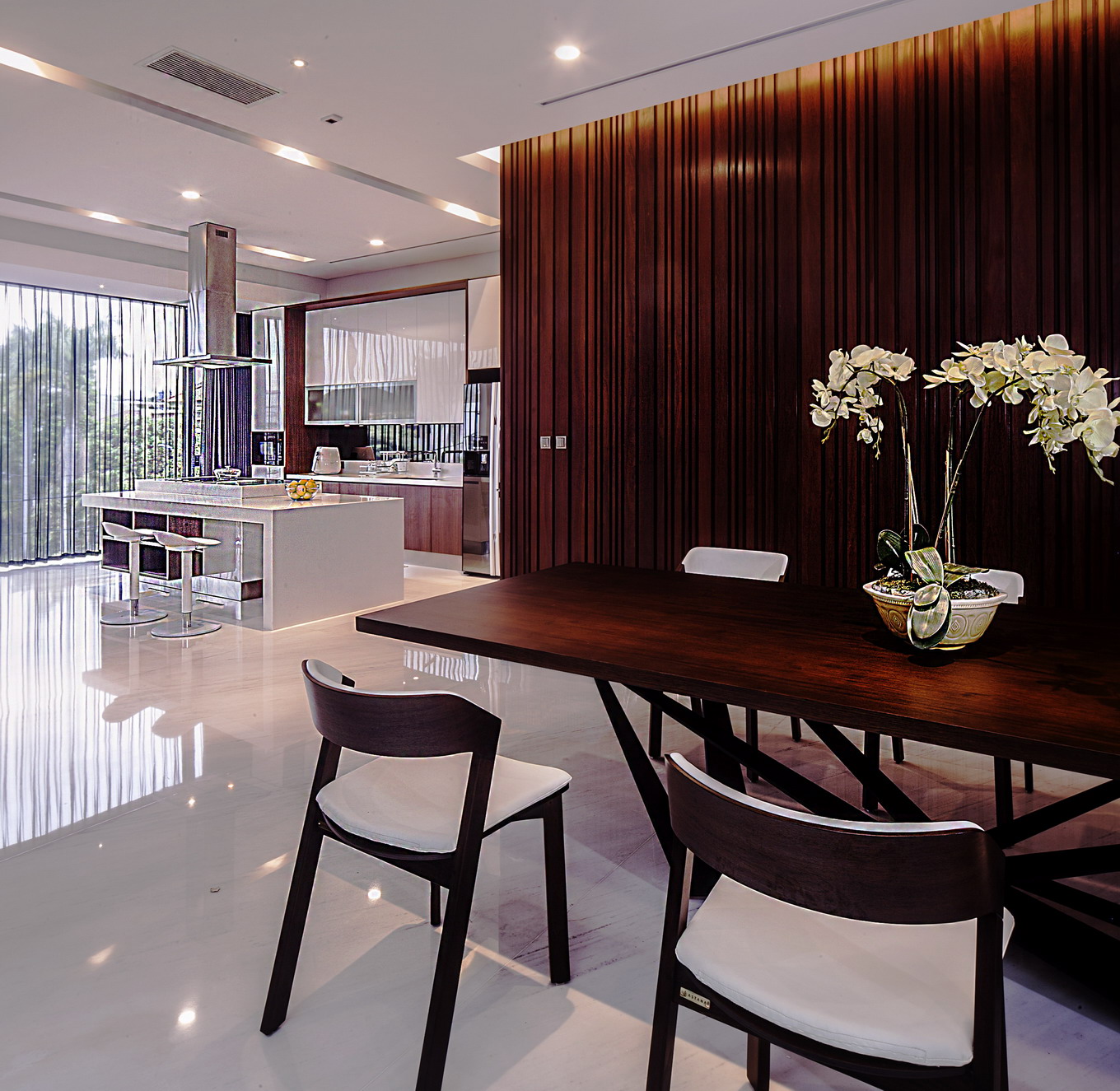 热带光影之家 · 现代极简的室内设计-15