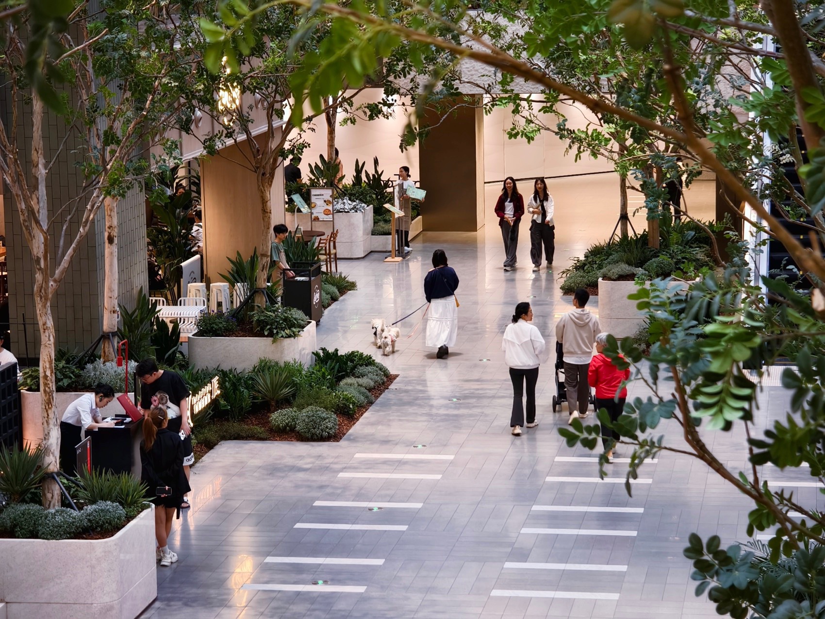 重庆龙湖北城天街B馆L4层室内景观营造丨中国湖北丨物候设计（重庆物候景观规划设计有限公司）-92