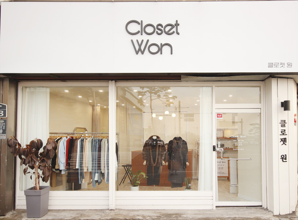 极简时尚的 Cloquetwon 旗舰店室内设计-2