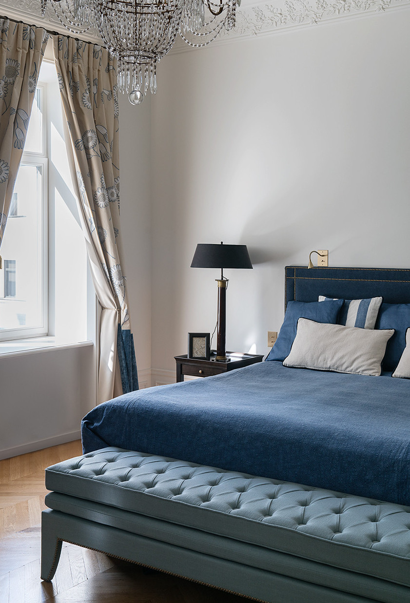 柔和灯光打造舒适卧室空间丨ELLEdecoration-17