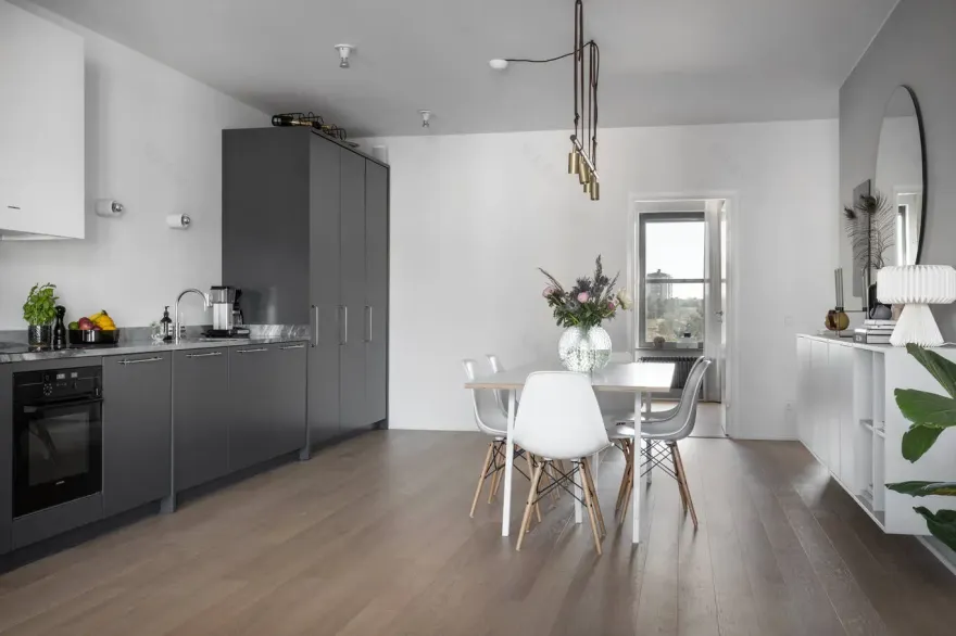 瑞典工业风公寓设计,旧厂房变时尚家居-6