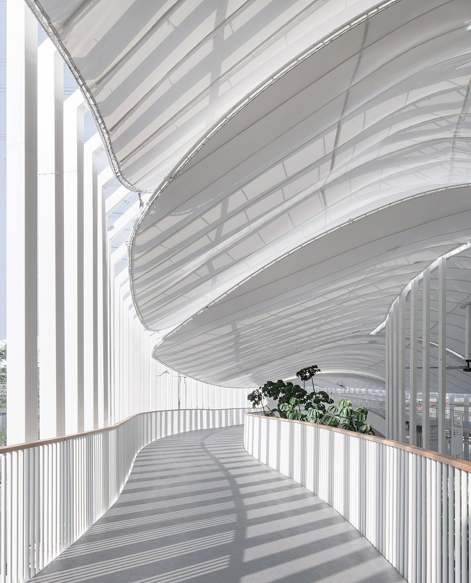 Megapark商业综合体改造,曼谷 / Architectkidd-23