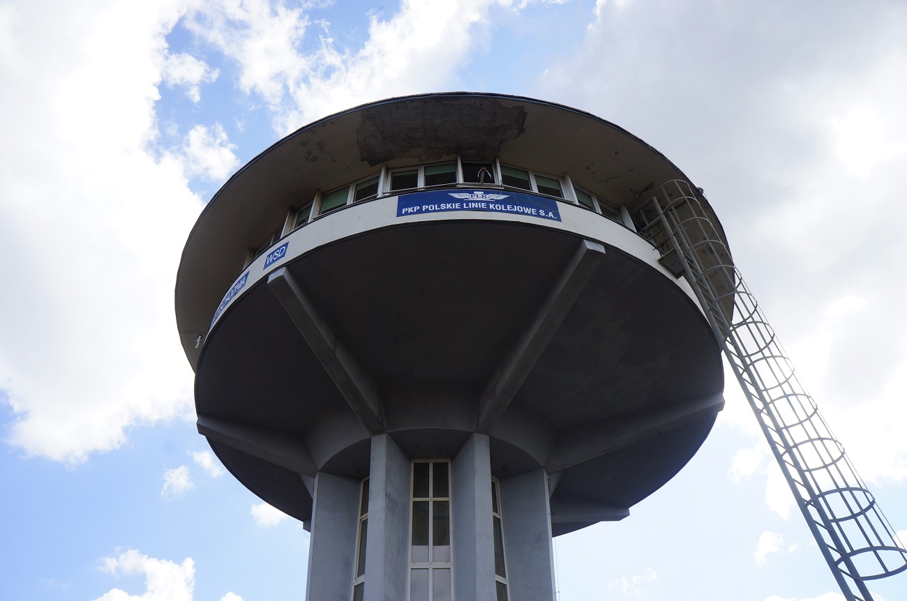 华沙东站信号楼丨波兰华沙丨工程师齐格蒙特·肯斯卡-0