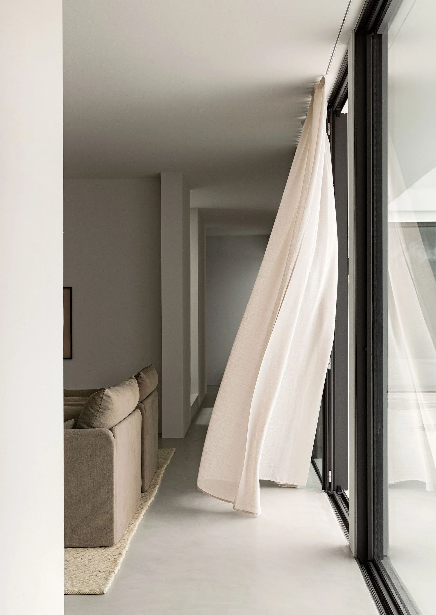 极简原木色住宅-8