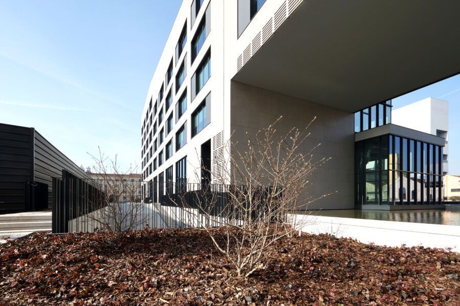 
										Ventilation grids 
									-4