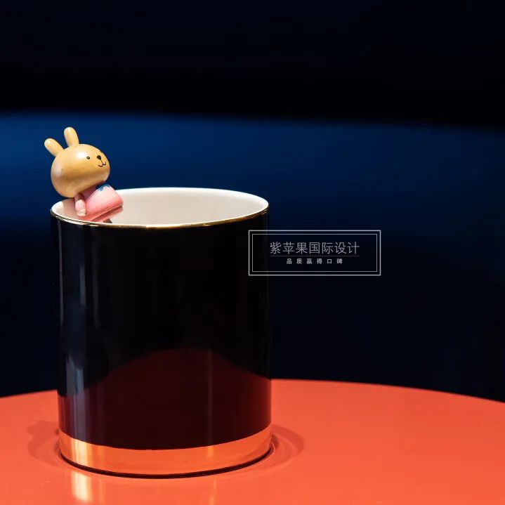 打破常规的色彩之家·现代风格设计案例丨紫苹果装饰集团-32