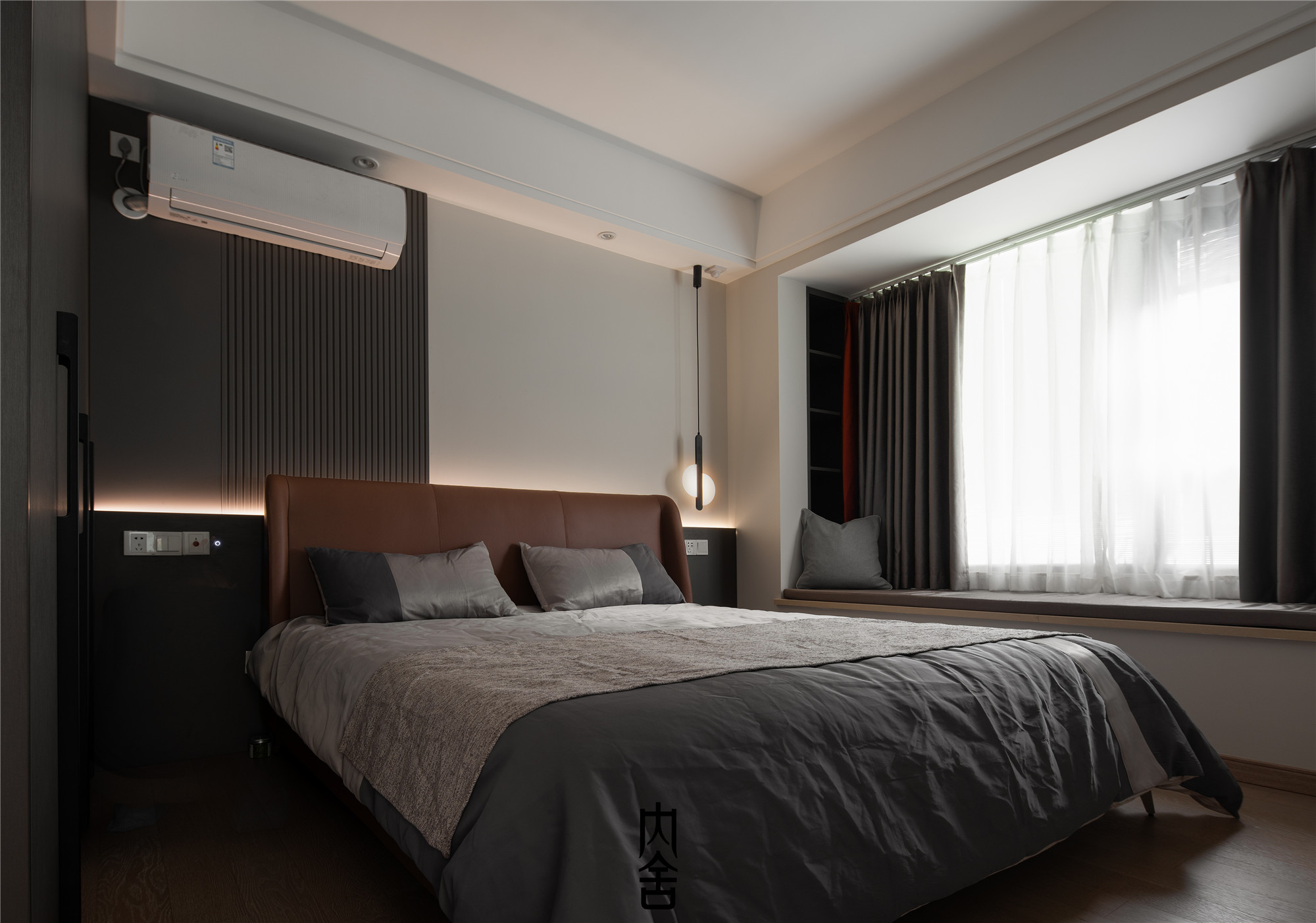 黑白灰简约住宅丨内舍软装陈书萧-19