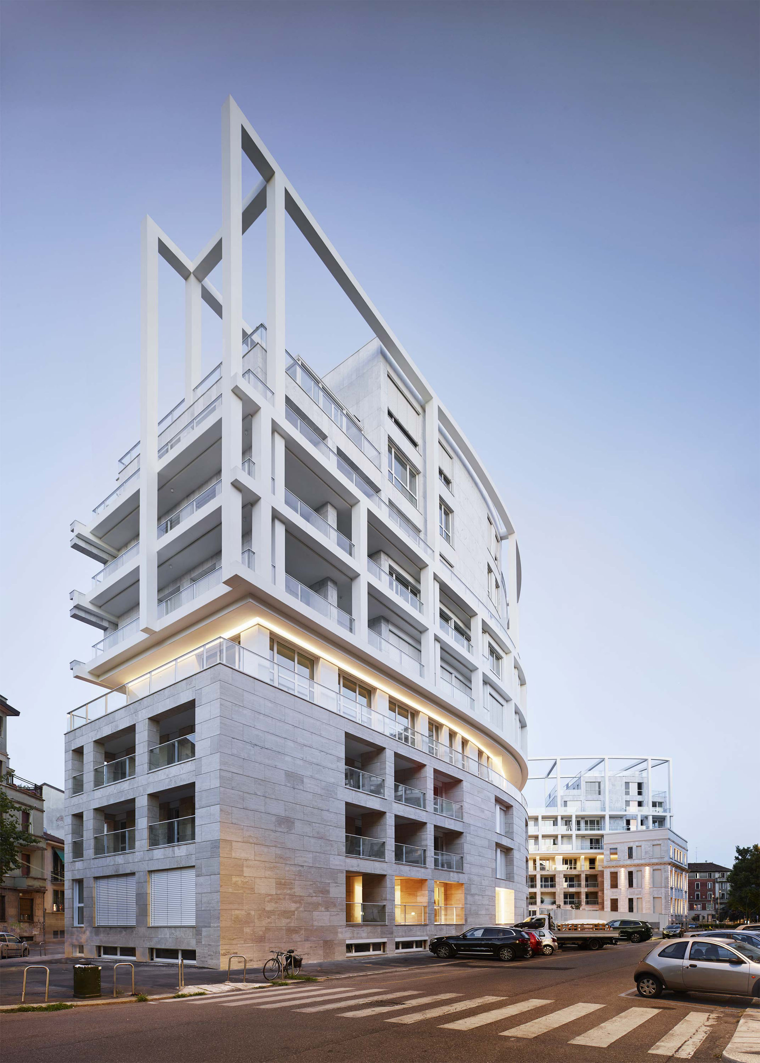 米兰 Carlo Erba 住宅楼 | 现代建筑与古典环境的完美融合-23