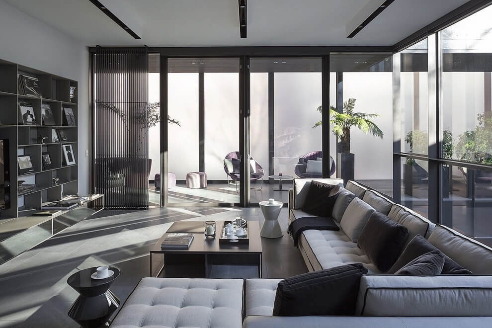 日本 Baqueratta 现代家居设计，开放式玻璃墙打造明亮空间-16