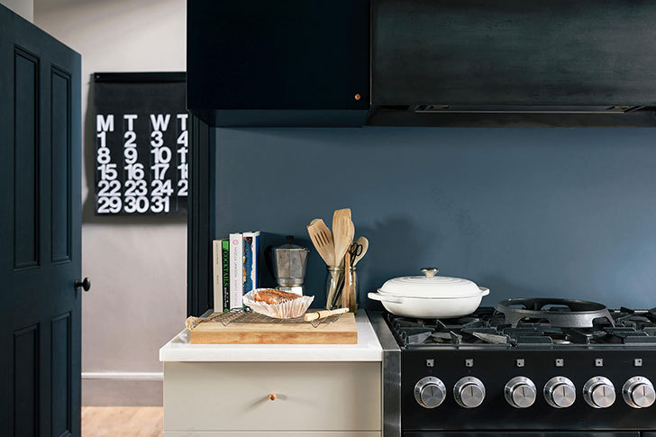 伦敦 19 世纪历史建筑中的前卫现代室内设计-12