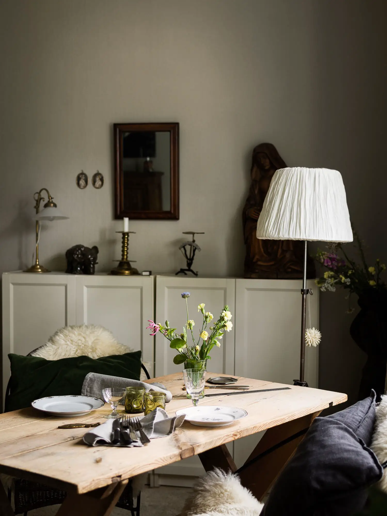 26 平米双功能家具设计，复古温馨小空间-7