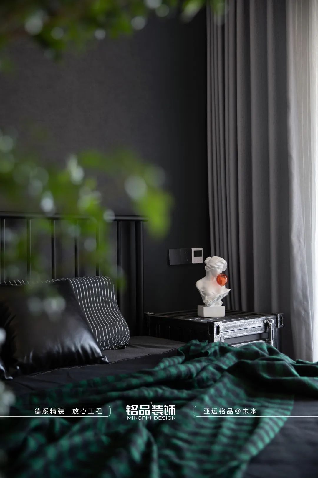 酷黑私宅 · 现代风格设计展现极致艺术美学丨中国杭州丨铭品装饰-38