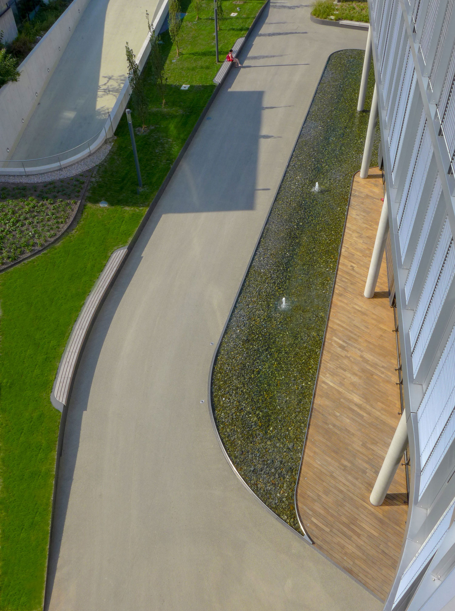 Munich Arabeska 公园式办公空间,融入自然的设计理念-15