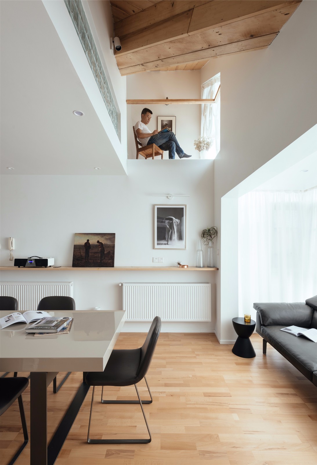 现代简约木质住宅 以勒设计诠释自然之美-13