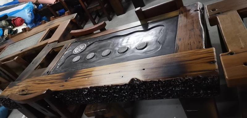 那套寻觅很久的船木龙骨做的老板茶台，据说可以用几辈子不坏的。-15