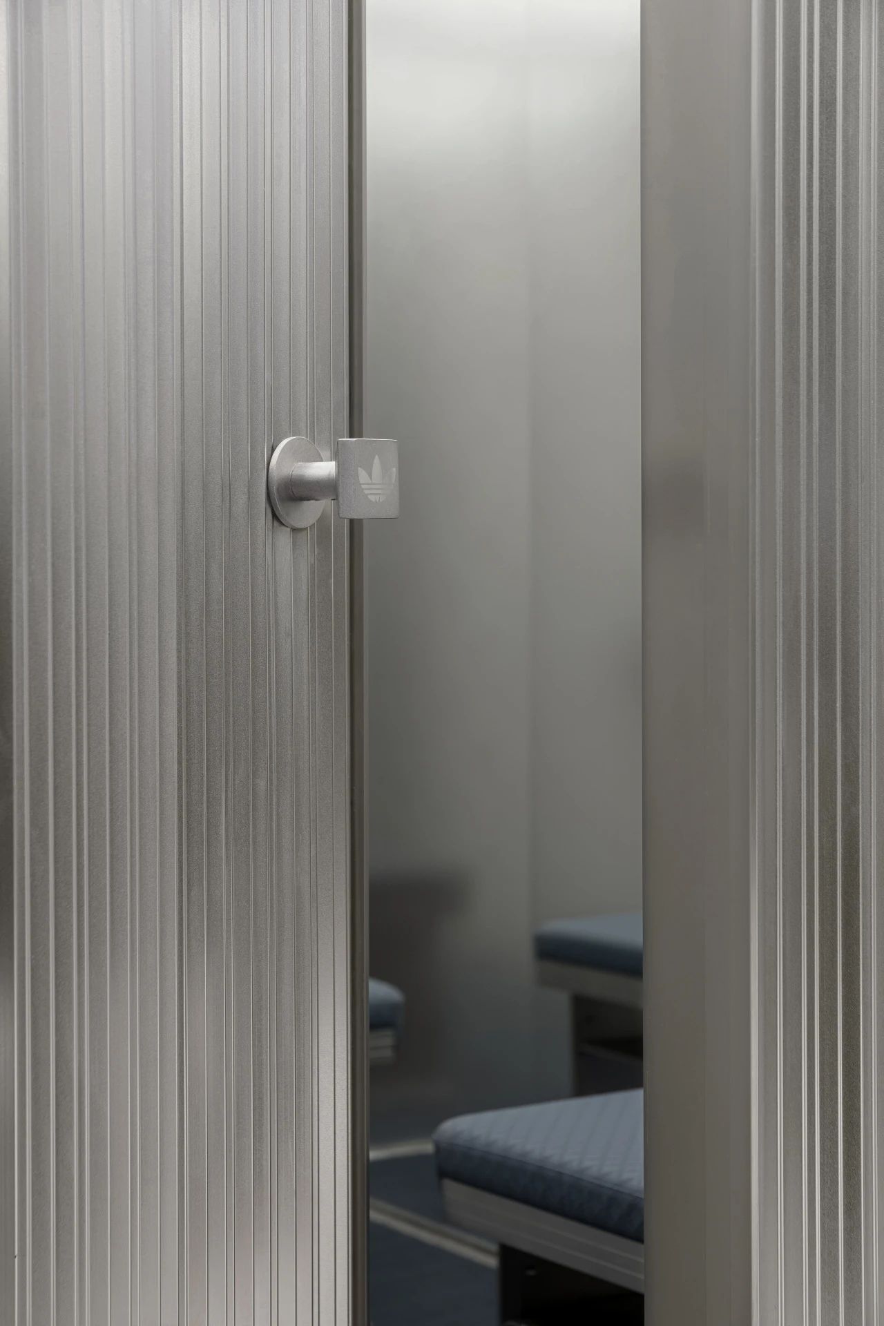 阿迪达斯Originals安福322旗舰店-125