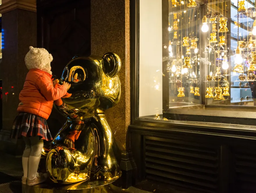 伦敦圣诞橱窗设计-9