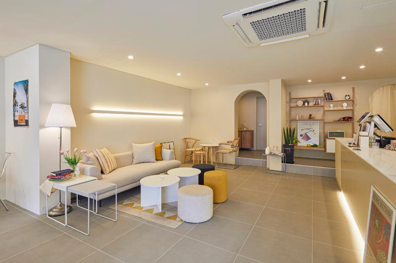 简约风 27 平米咖啡厅设计 打造温馨空间-12