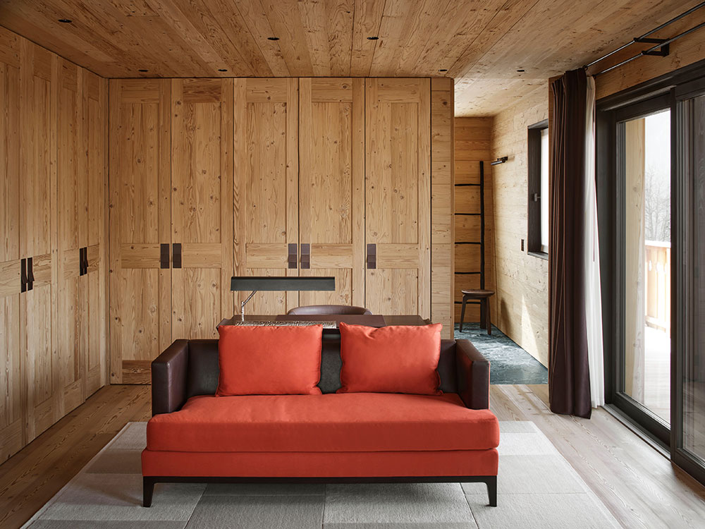 意大利阿尔卑斯山脉公寓的温馨优雅设计-9