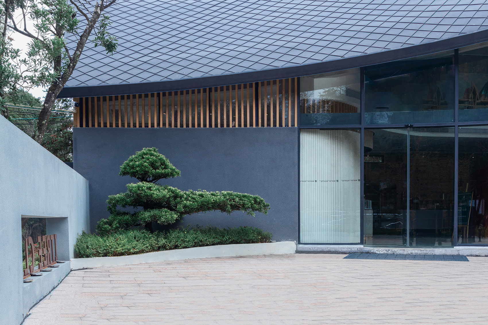 惠州南昆秘境艺术餐厅-8