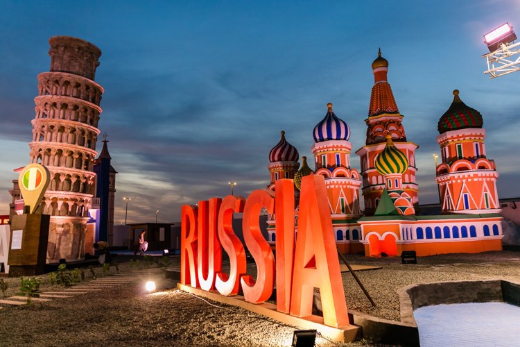 The Sheikh Zayed Festival Global Wonders- Atrium/ UAE-39