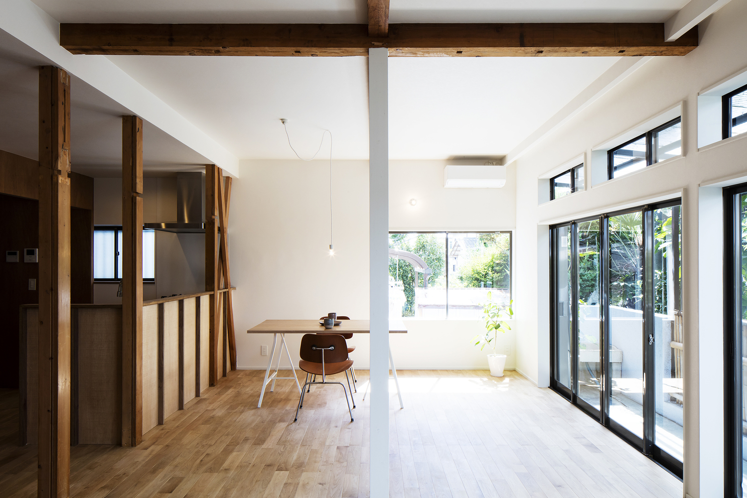 阳光穿透的日式木屋-29