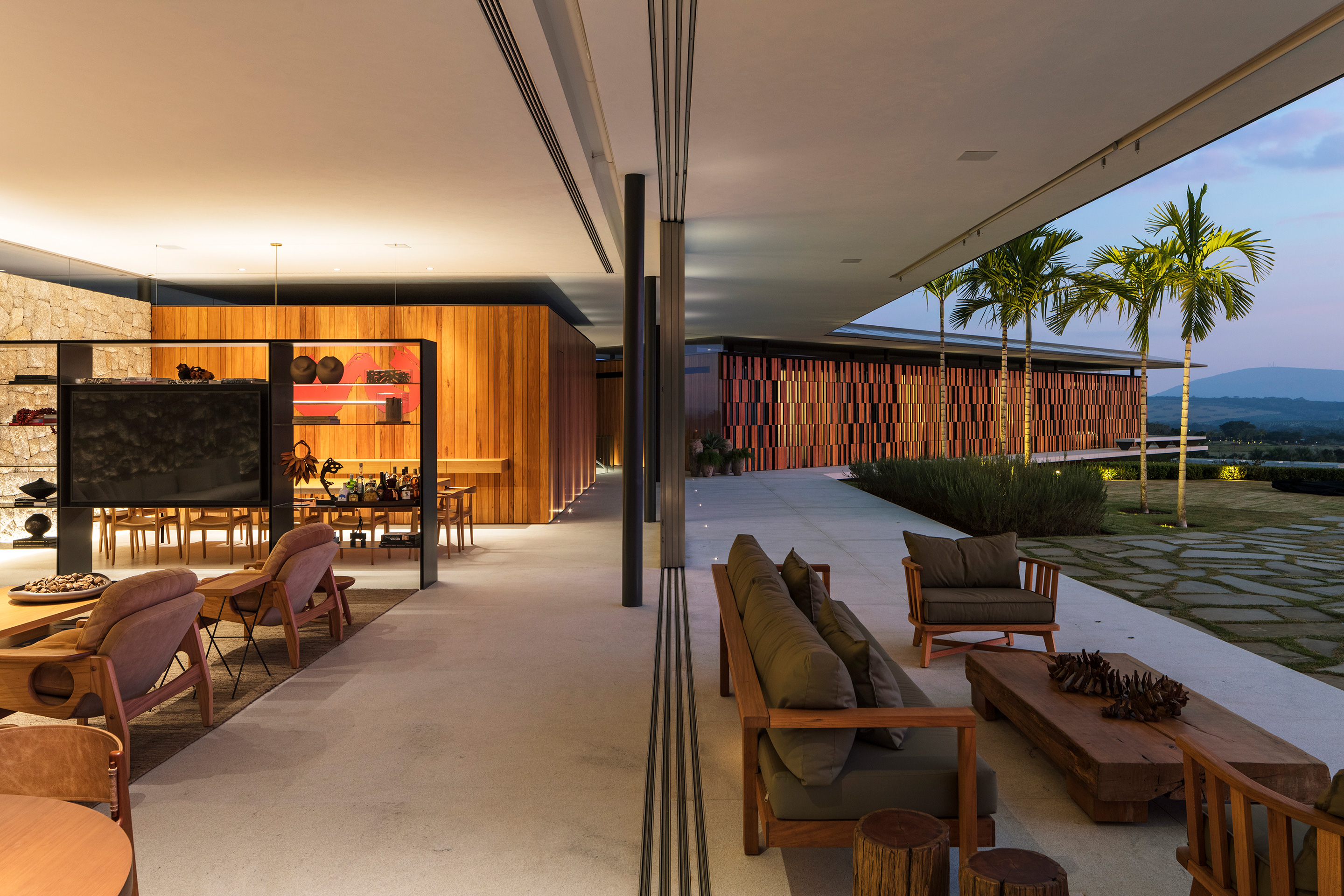 MJE住宅；MJE楼（注：由于MJE可能是特定机构、企业、个人名字等缩写，仅根据现有信息较难判断其准确指代，这里按照house常见的住宅；楼进行翻译） 丨巴西圣保罗丨Jacobsen Arquitetura-32