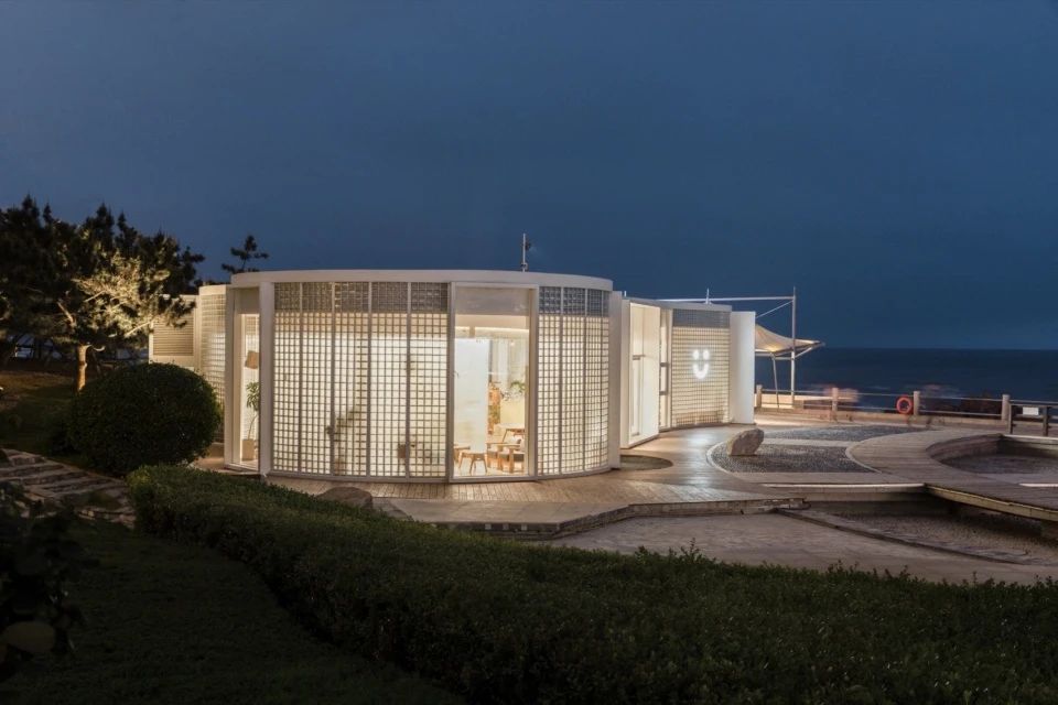 光线的载体和容器   Dotcom Coffee青岛海边店  Atelier LOONG-60