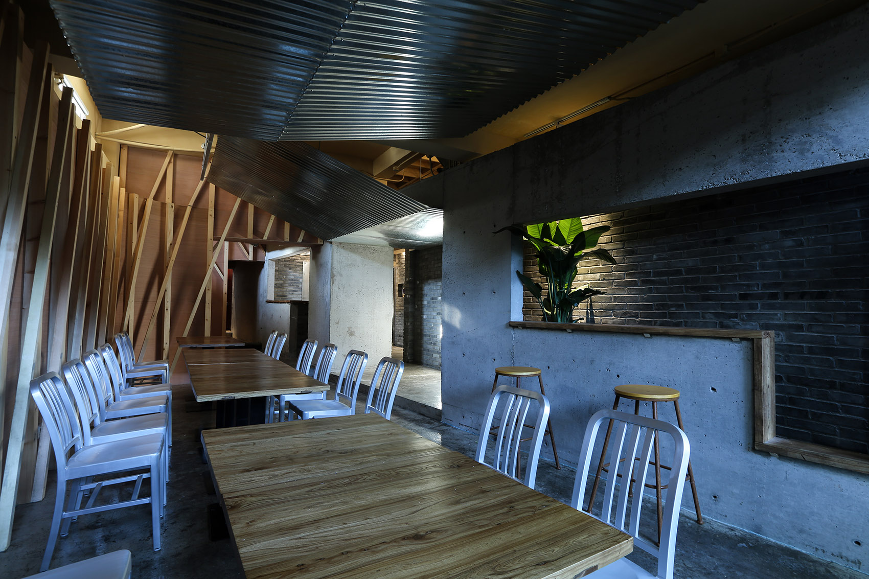 “种” & 北京方家胡同12号野友趣 / Robot 3工作室-13