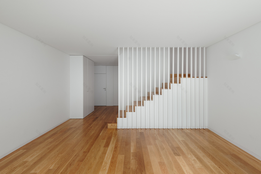 葡萄牙马拉夸街混凝土住宅丨Base arquitetura-53