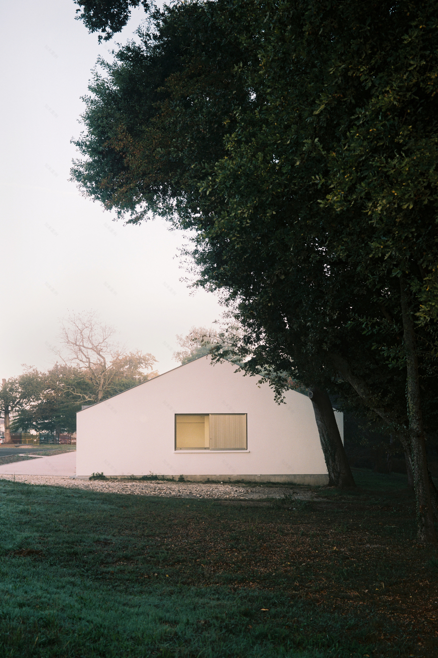 娱乐中心丨法国丨Esnard Sanz-25