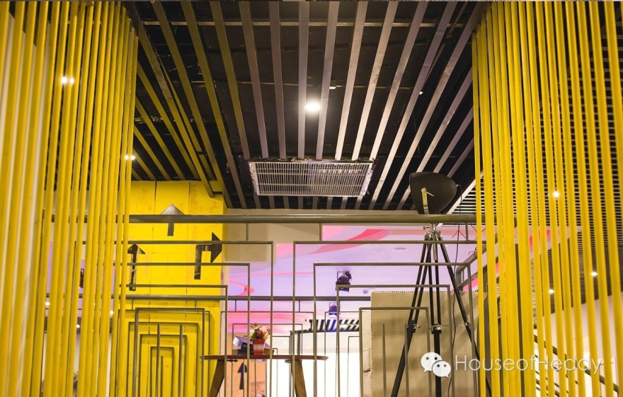 商业空间新案例 | 如何用色彩和主题打造年轻时髦娱乐新主张-36