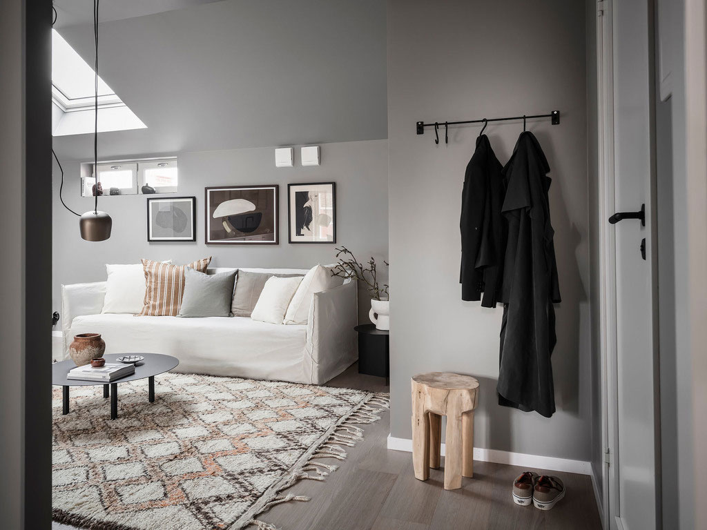 35 平米灰调顶楼公寓，独特设计展现极致空间魅力-27