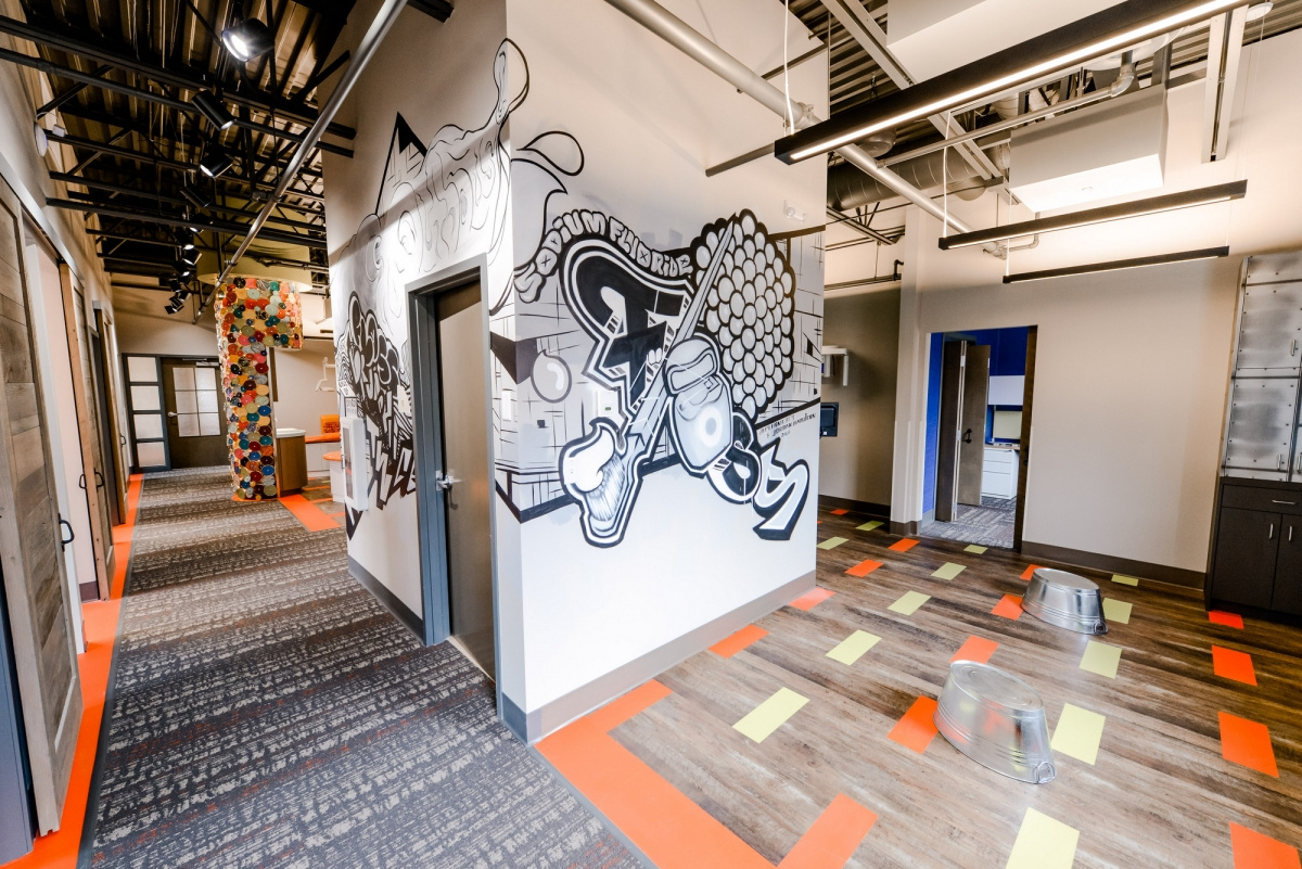 Camp Smile 儿童口腔医院设计-14