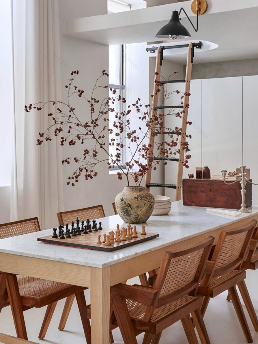 纽约明亮时尚的阁楼公寓 | 工业风与玻璃隔墙的完美结合-14