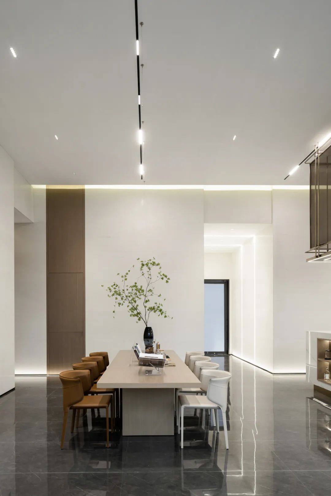 高铁时代销售中心丨中国重庆丨元禾大千-19