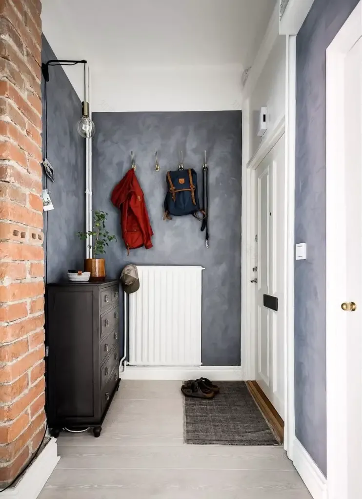 44 平米瑞典公寓玩转玻璃隔断与色彩-14