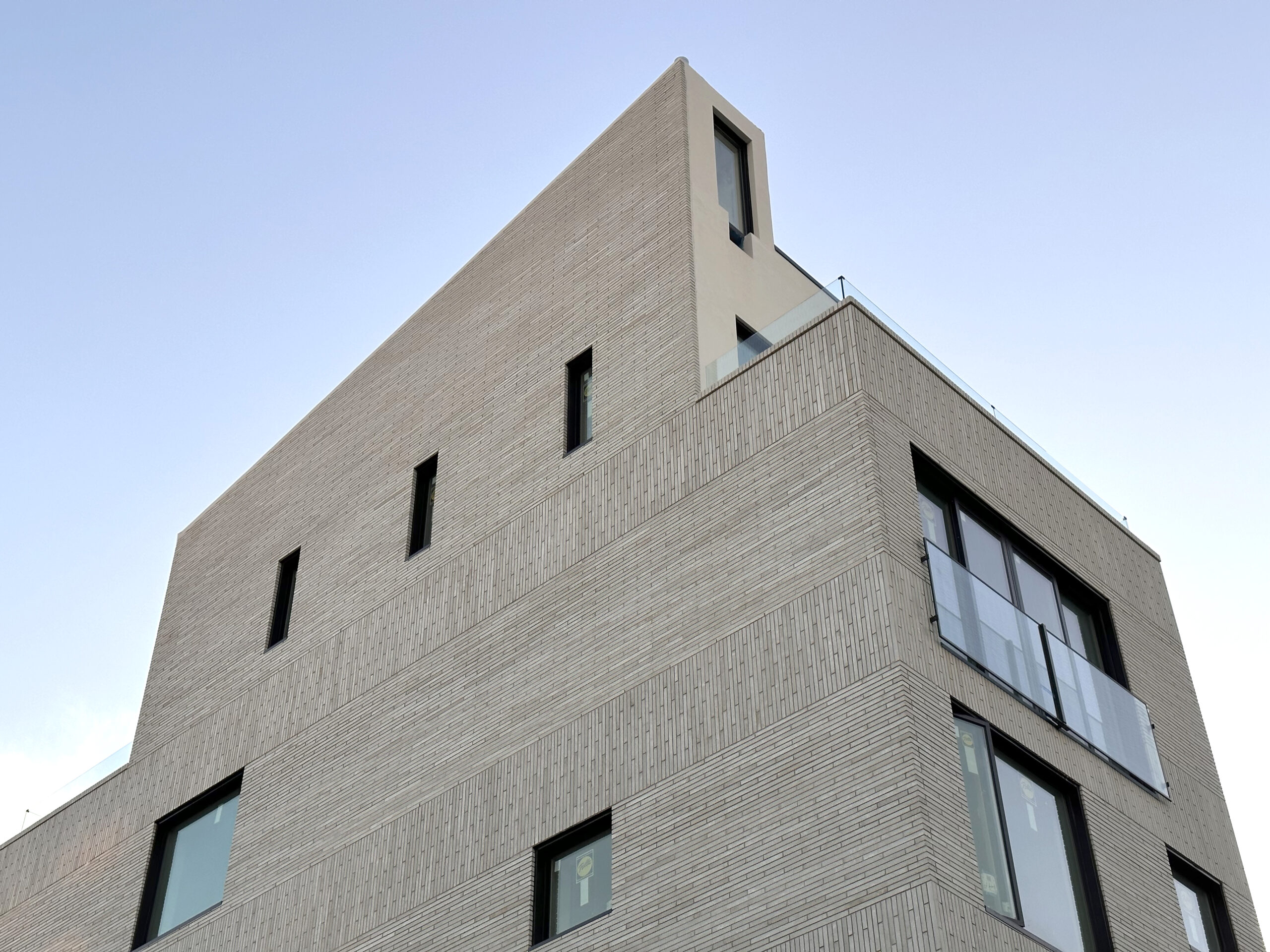 647 Baltic Street Nears Completion in Park Slope, Brooklyn - New York YIMBY-7