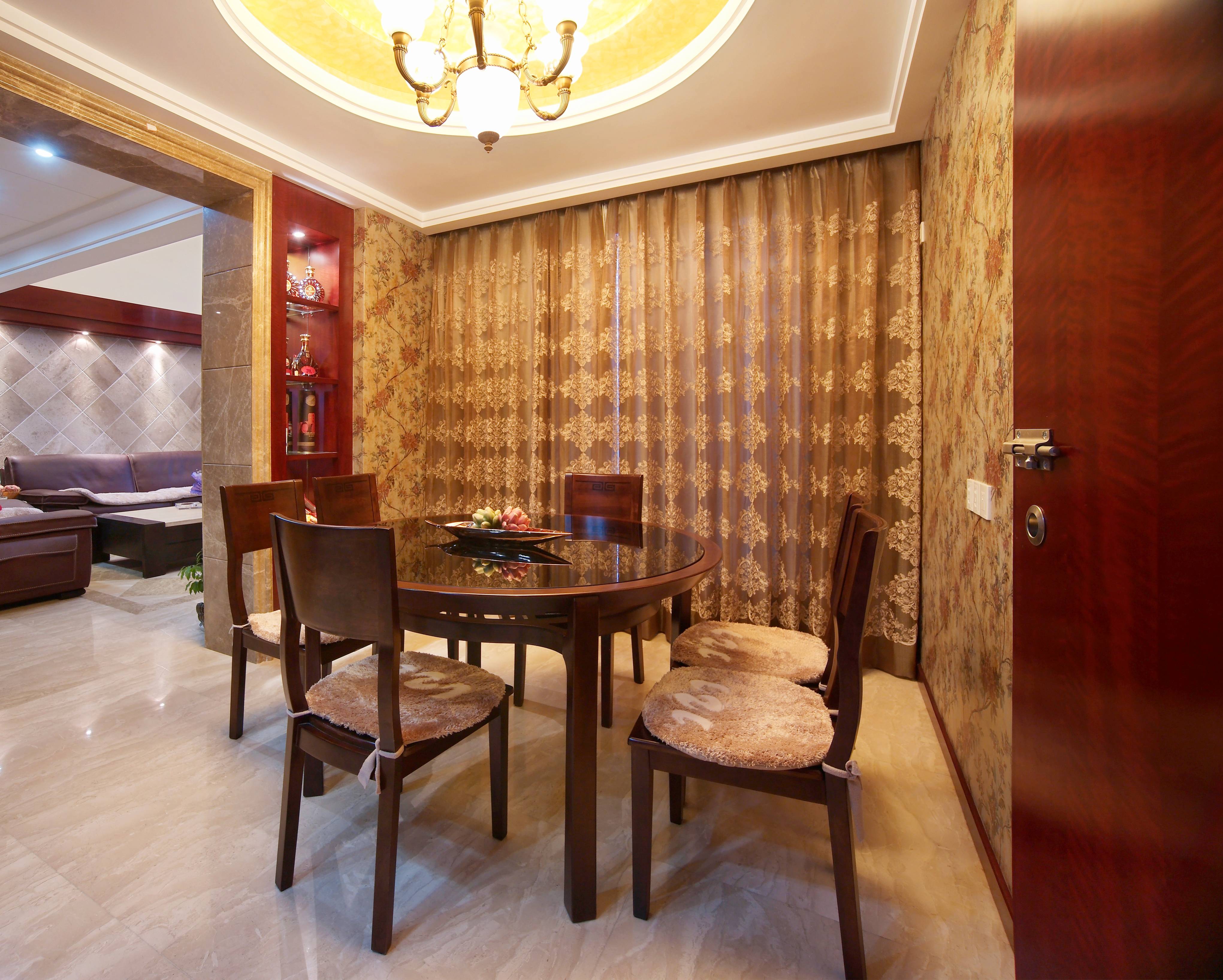 日湖花园 候海霞-5